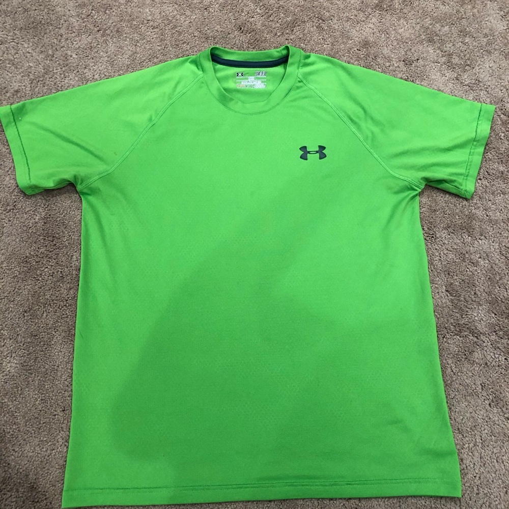 Men’s Under Armour T Shirt Size Small